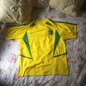 VINTAGE BRAZIL SOCCER JERSEY
